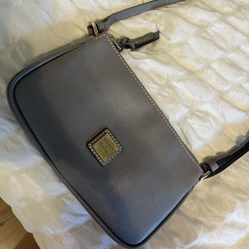 NWOT Dooney & Bourke Charcoal Gray Crossbody Purse/Bag